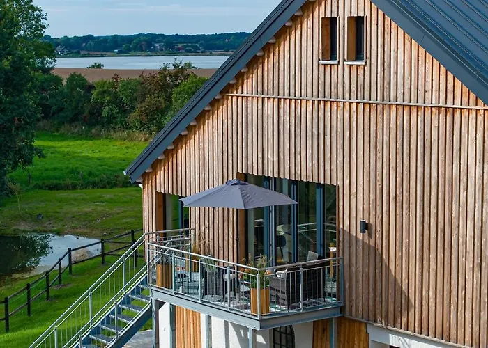 foto di Villa Idyllic Retreat On The Banks Of The Schlei Thumby