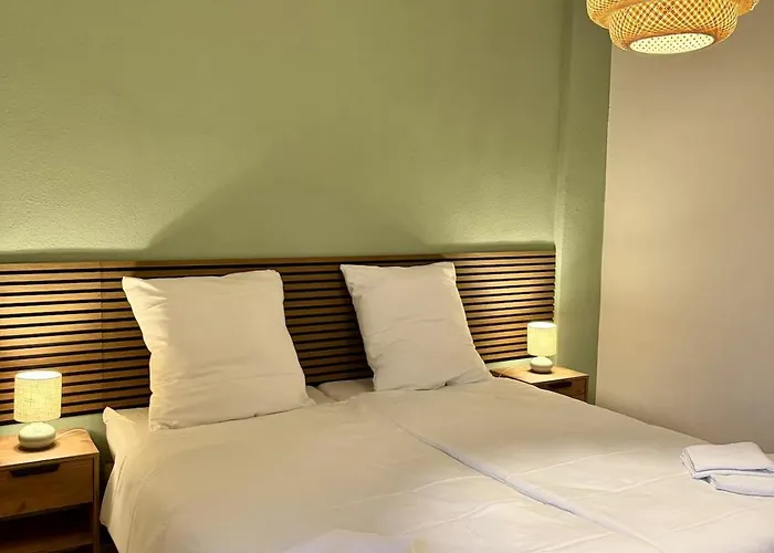 Zentrales Monteur-Apartment - 7 Betten - Haustierfreundlich Itzehoe foto